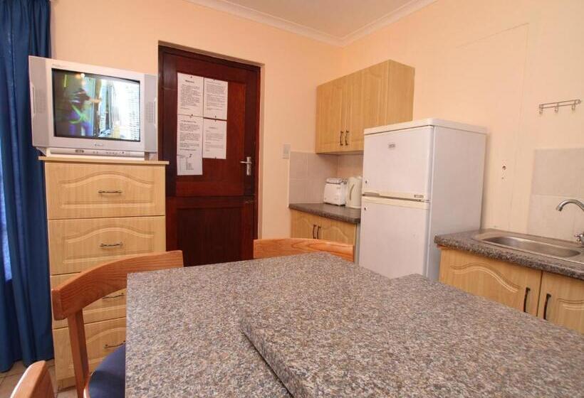 Шале 1 Спальня, Gooderson Knysna Chalets