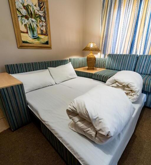 Шале 1 Спальня, Gooderson Knysna Chalets