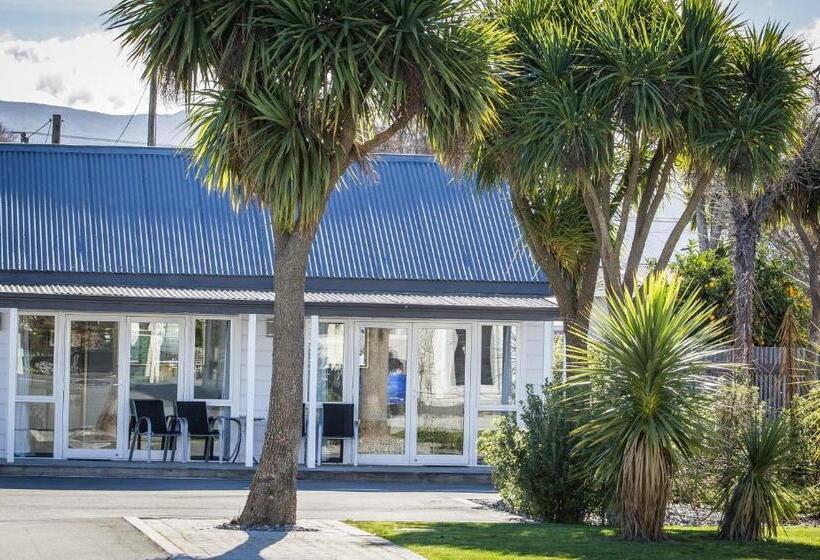 חדר סטודיו סטנדרד, Greyfriars Motel