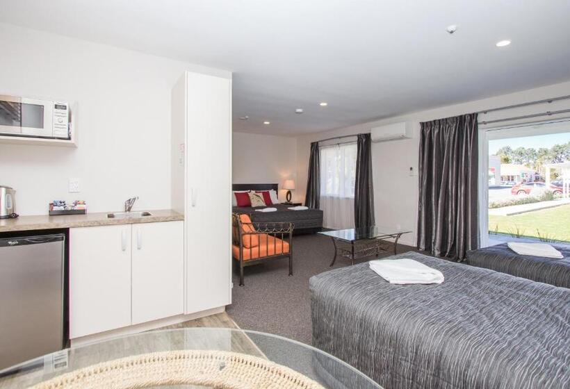 חדר סטודיו סטנדרד, Greyfriars Motel