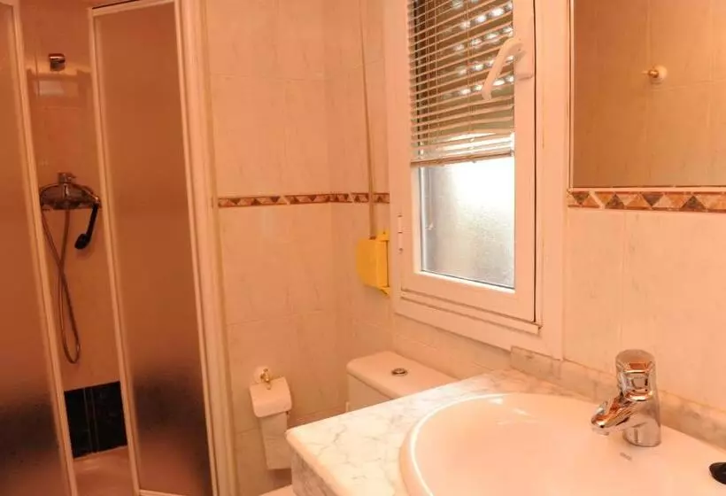 スタンダードルーム, Hostal Venecia