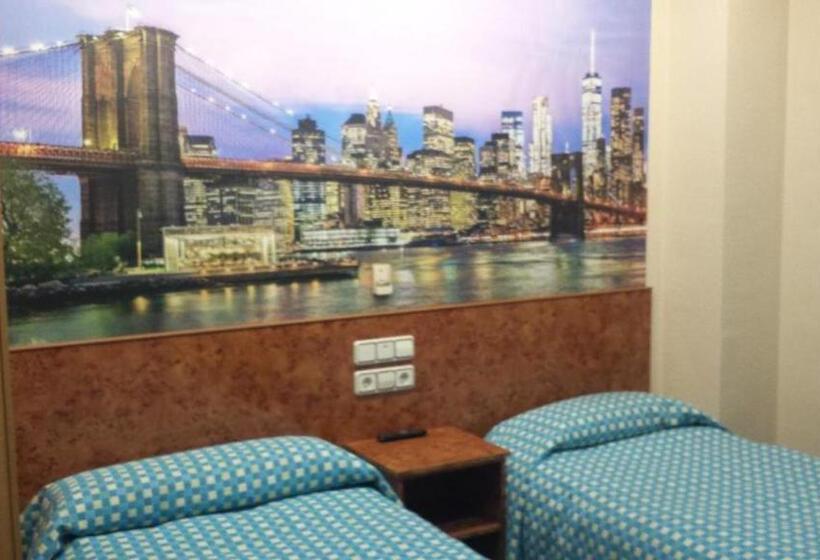 Номер Стандарт, Hostal Venecia