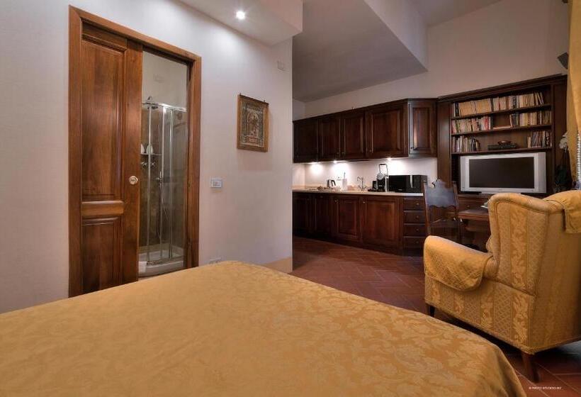 استودیوی استاندارد, First Of Florence