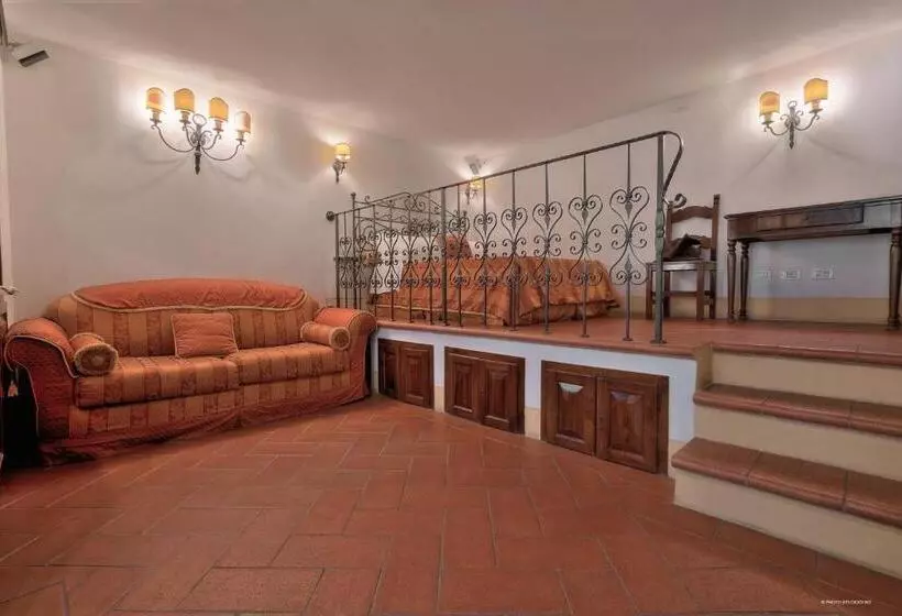 آپارتمان 1 خوابه, First Of Florence