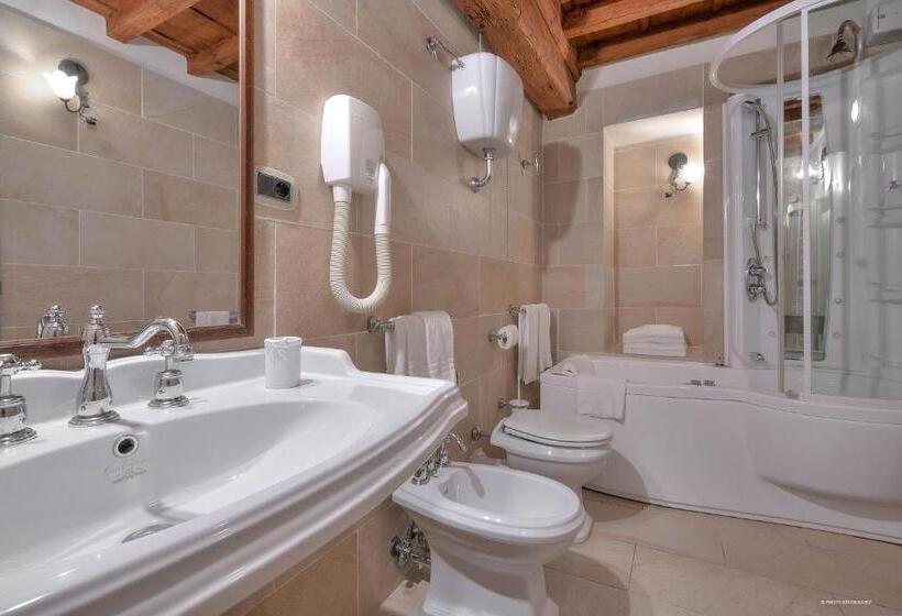 آپارتمان 2 خوابه, First Of Florence