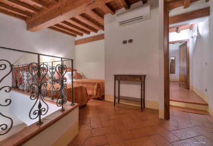 آپارتمان 2 خوابه, First Of Florence