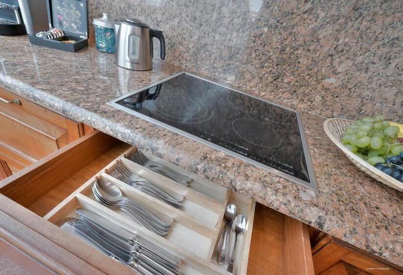 آپارتمان لوکس 1 خوابه, First Of Florence