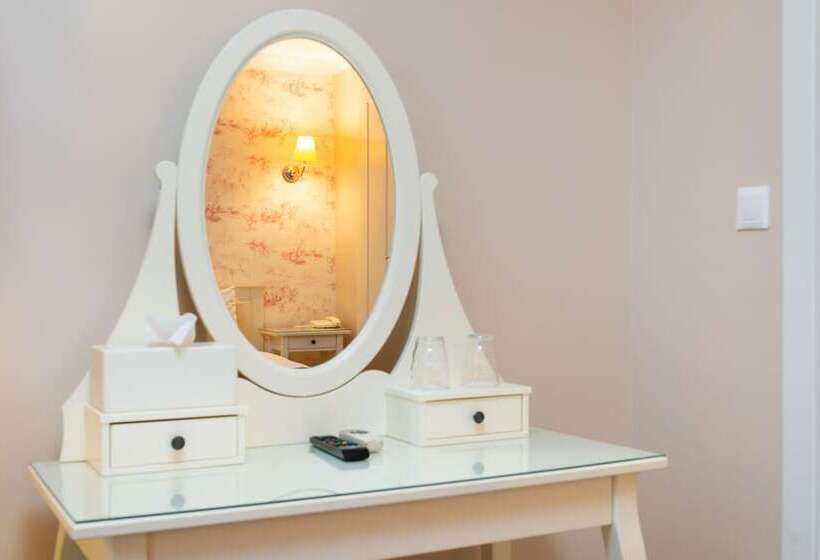 スタンダードルーム, Mr Bird