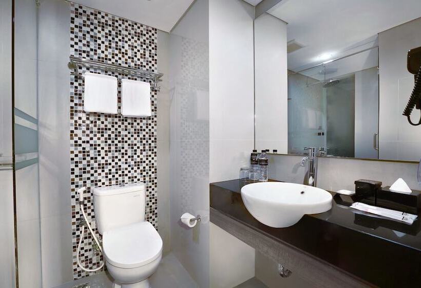 Люкс, Neo Malioboro By Aston