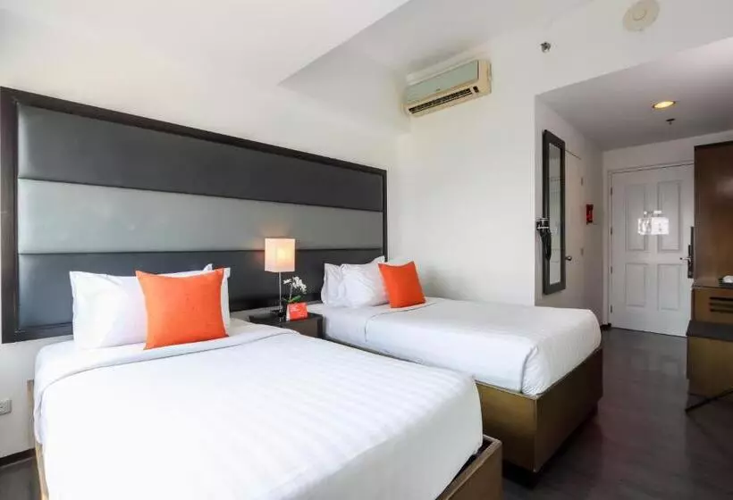 اتاق اجرایی, Privato Ortigas