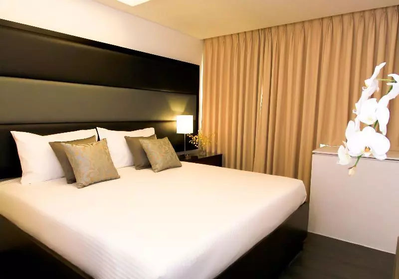 اتاق اجرایی با تخت بزرگ, Privato Ortigas