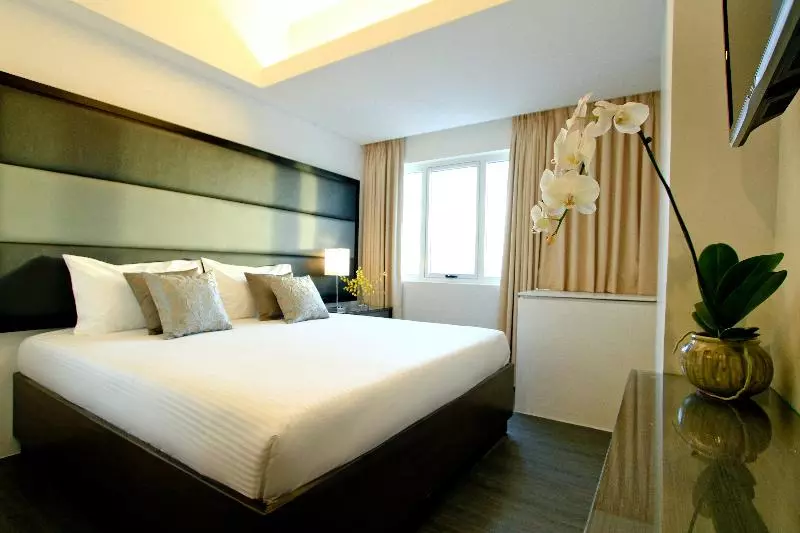 اتاق اجرایی با تخت بزرگ, Privato Ortigas