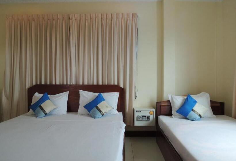 패밀리 룸, Seng Hout