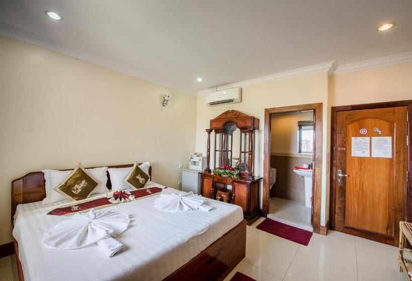 스탠다드 룸 킹사이즈 침대, Seng Hout