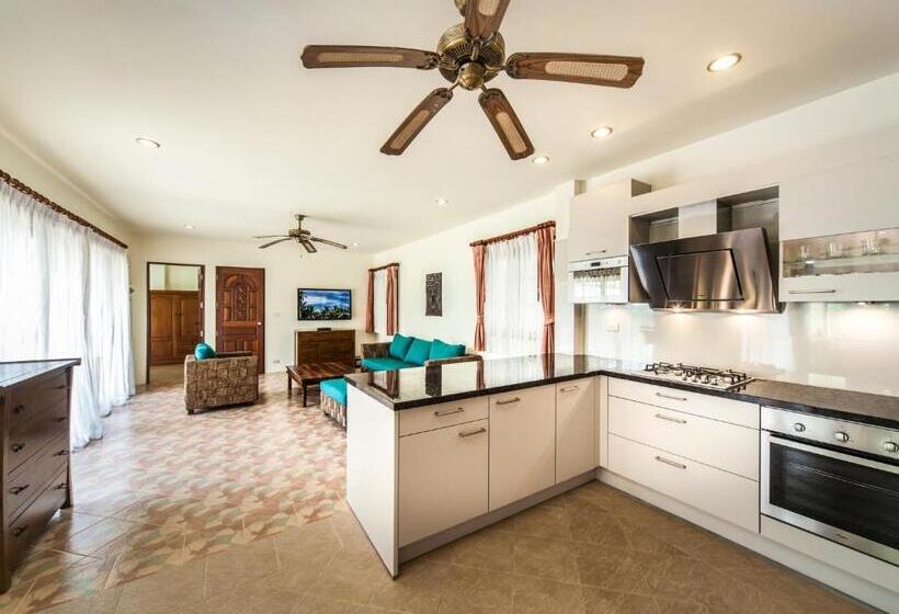 וילה עם 4 חדרי שינה, Idyllic Samui Beach Villa Resort