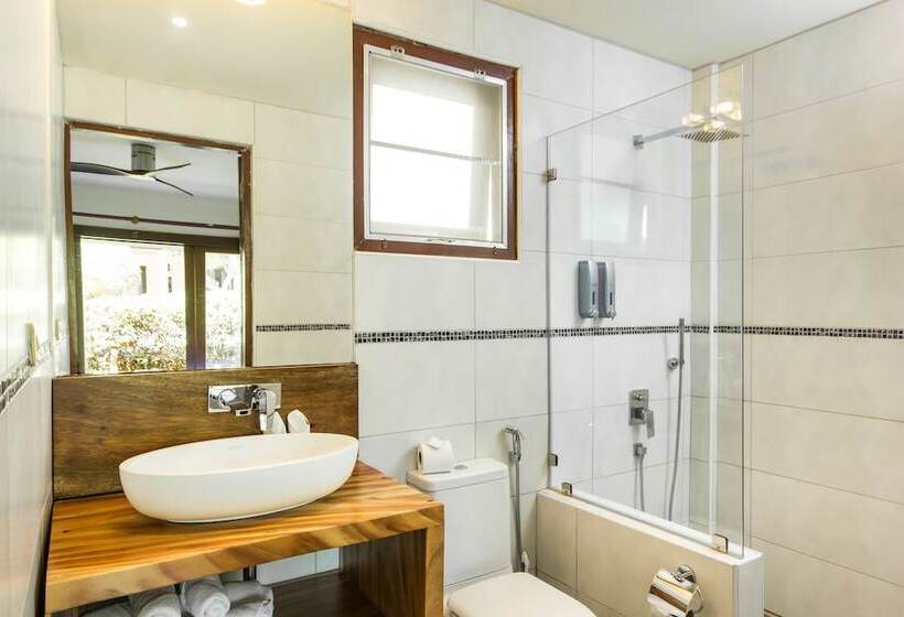 וילה עם 4 חדרי שינה, Idyllic Samui Beach Villa Resort