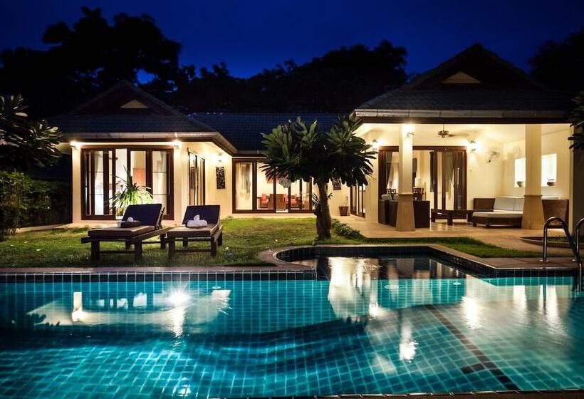 וילה דלוקס 3 חדרים, Idyllic Samui Beach Villa Resort