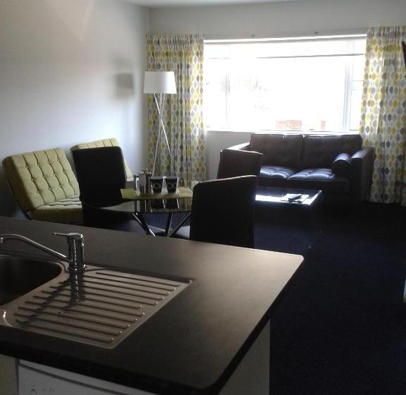 带2个卧室的公寓, Carramar Motor Inn