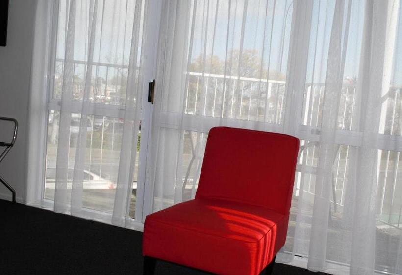 이그제큐티브 스위트, Carramar Motor Inn