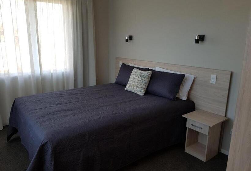 带3个卧室的公寓, Carramar Motor Inn