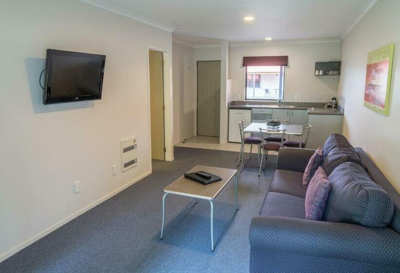 דירת חדר, Asure Oak Estate Motor Lodge