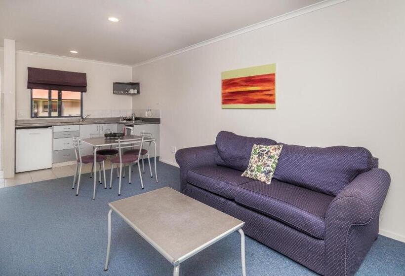 דירת חדר, Asure Oak Estate Motor Lodge