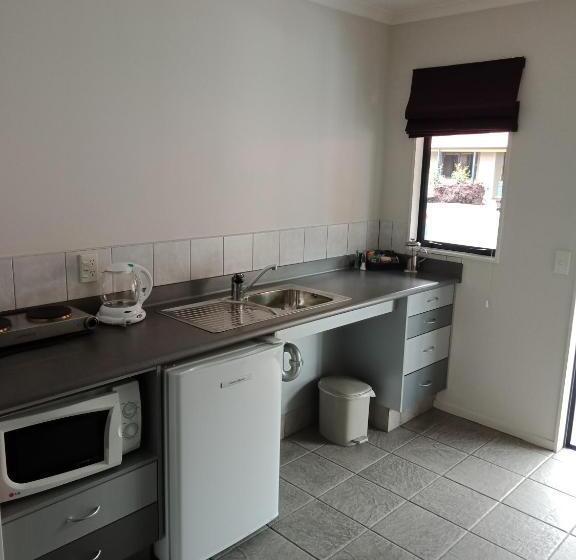 חדר סטודיו סטנדרד, Asure Oak Estate Motor Lodge