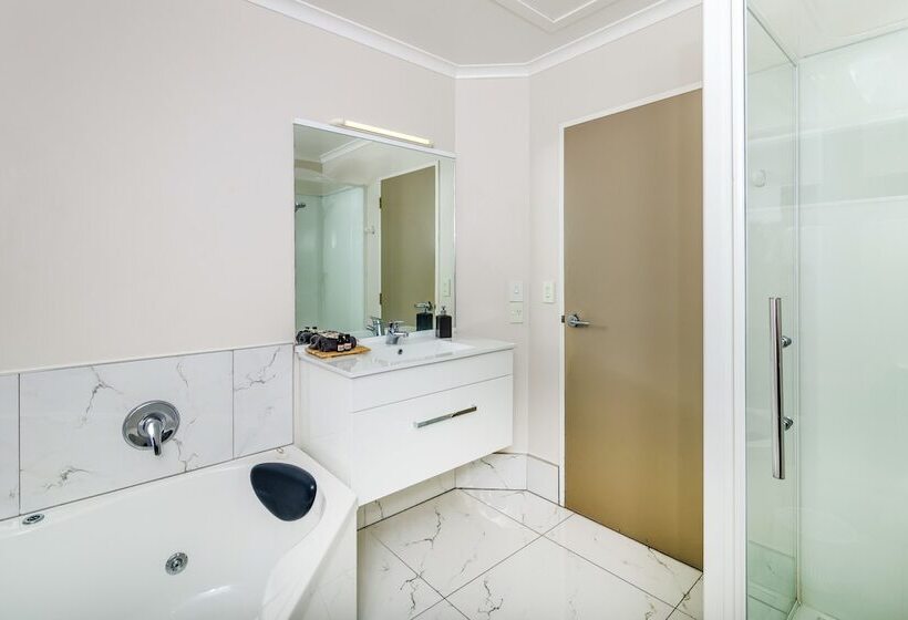 דירת חדר, Asure Oak Estate Motor Lodge