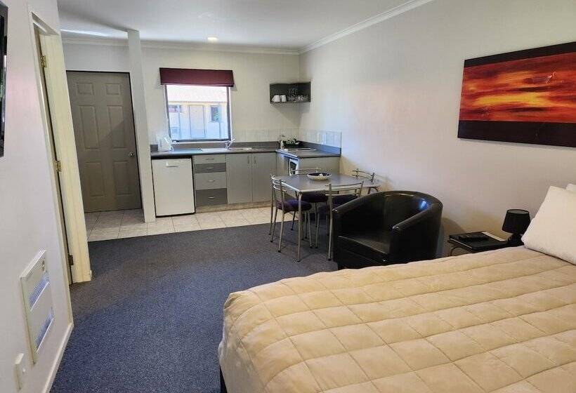 דירת חדר, Asure Oak Estate Motor Lodge