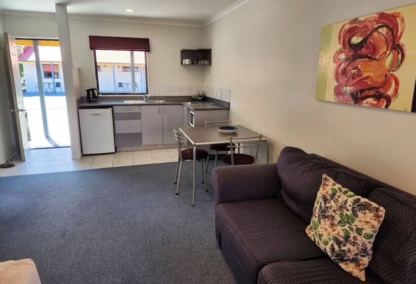 דירת חדר, Asure Oak Estate Motor Lodge