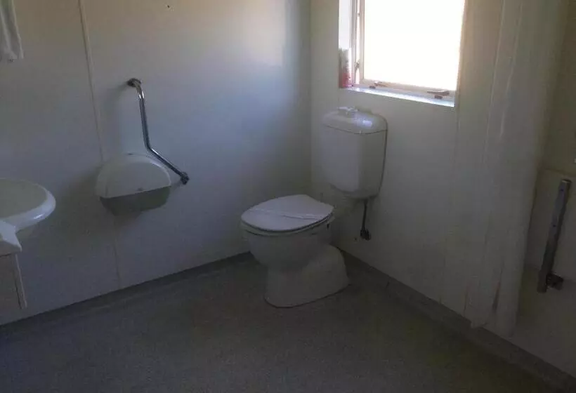 استودیو استاندارد با تخت کینگ, Motel Oasis
