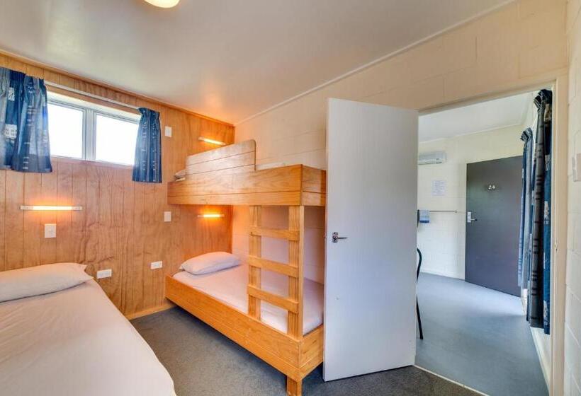חדר משפחתי חדר אמבטיה משותף, Wellington Top 10 Holiday Park