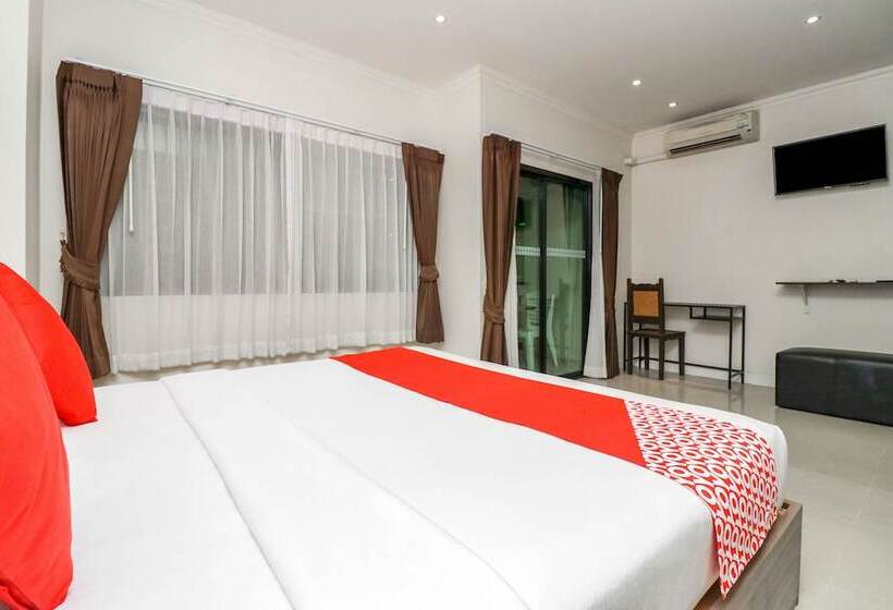 غرفة ديلوكس, Natural Beach Hotel Pattaya