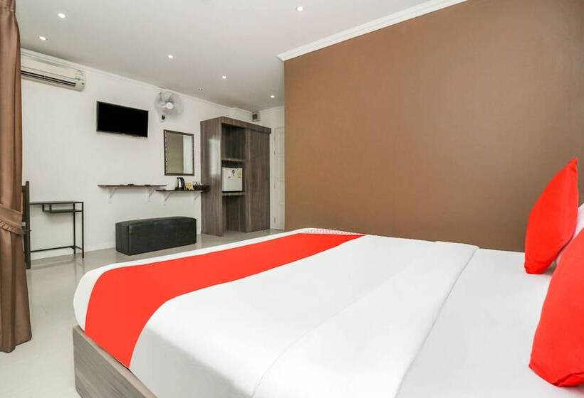 غرفة ديلوكس, Natural Beach Hotel Pattaya