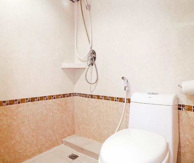 غرفة ديلوكس مطلّة علي البحر, Natural Beach Hotel Pattaya