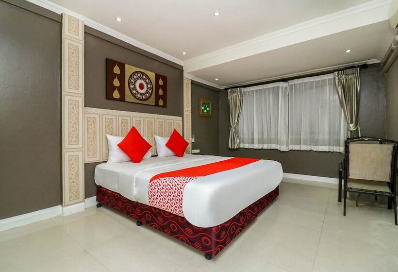 غرفة ديلوكس مطلّة علي البحر, Natural Beach Hotel Pattaya