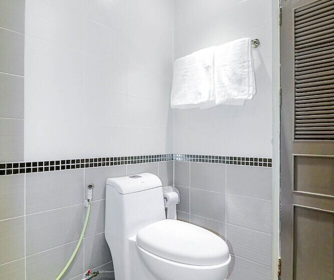 غرفة ديلوكس, Natural Beach Hotel Pattaya