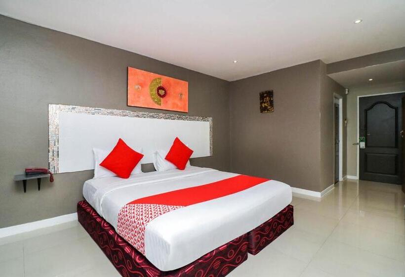 Havuz Manzaralı Standart Oda, Natural Beach Hotel Pattaya