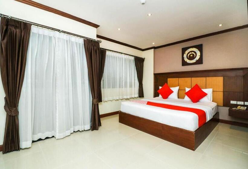 Superior Szoba, Natural Beach Hotel Pattaya