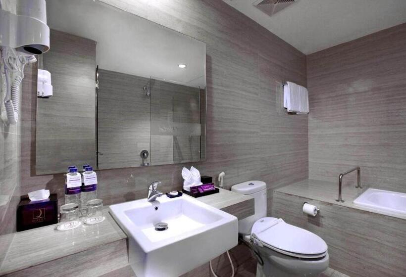 جناح, Quest Hotel Balikpapan By Aston