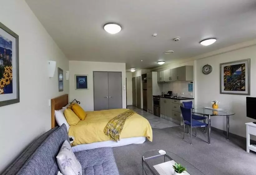 استودیوی استاندارد, The Anchorage Apartments