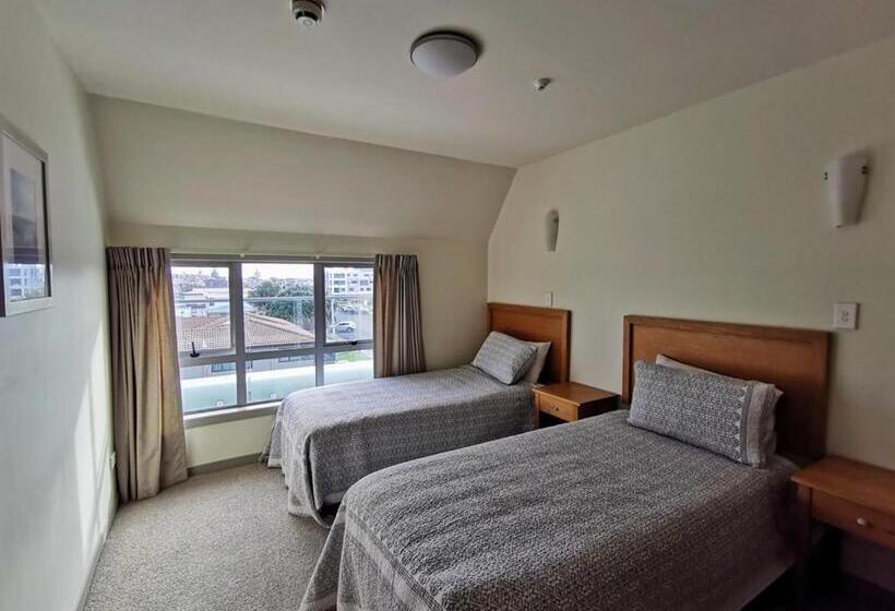 آپارتمان 1 خوابه با چشم‌انداز, The Anchorage Apartments