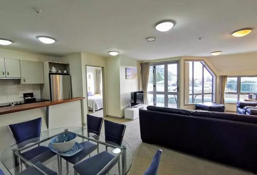 آپارتمان 1 خوابه با چشمانداز, The Anchorage Apartments