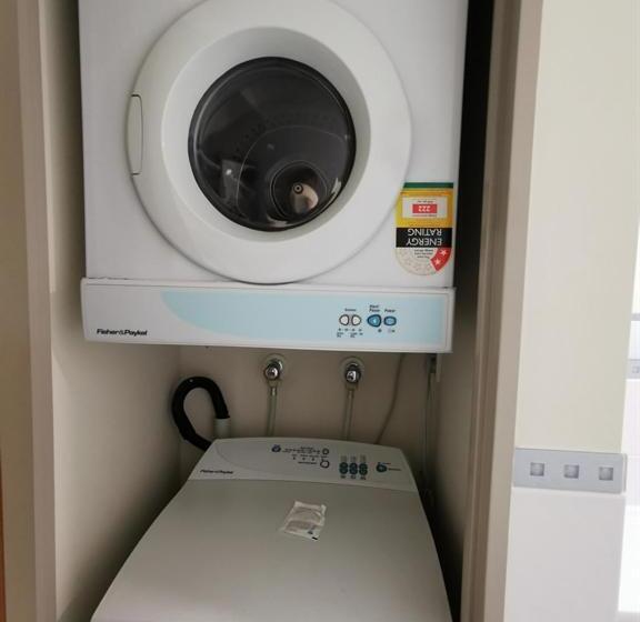 آپارتمان 1 خوابه با چشم‌انداز استخر, The Anchorage Apartments