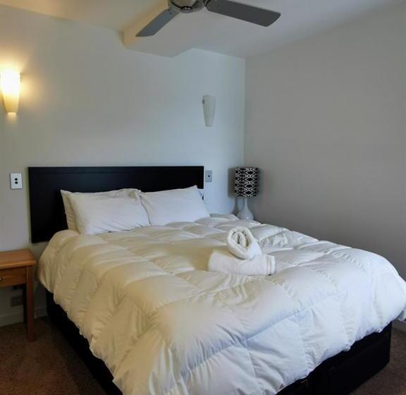 Номер Deluxe Вид на Море с Балконом, The Anchorage Apartments