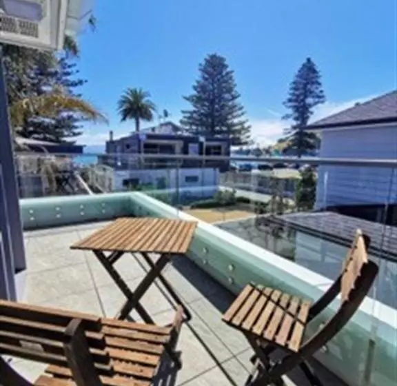 اتاق استاندارد با چشمانداز دریا, The Anchorage Apartments