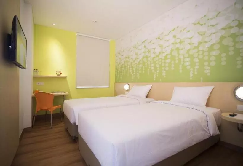 スタンダードルーム, Zest Jemursari By Swiss Belhotel International
