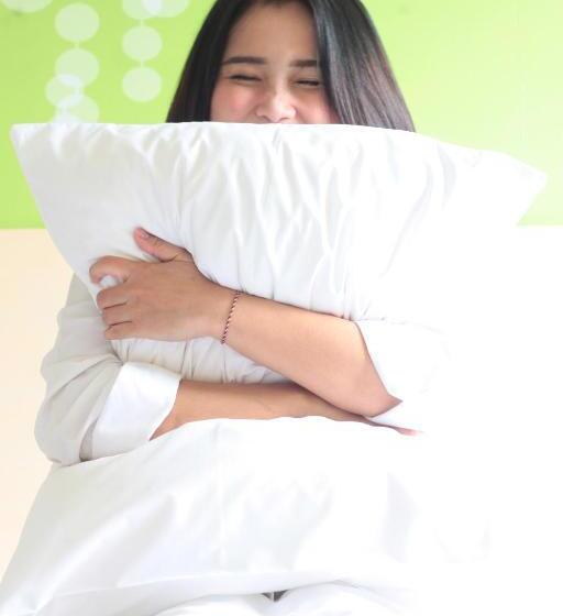 스탠다드 룸, Zest Jemursari By Swiss Belhotel International