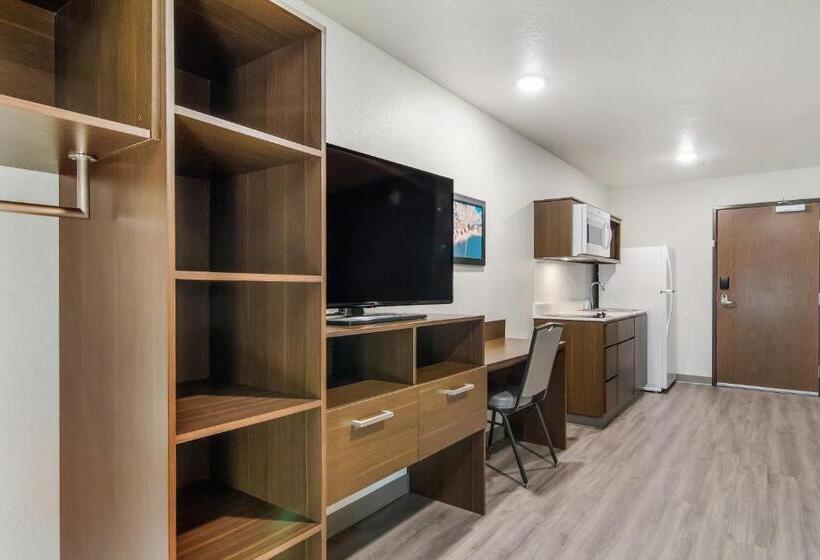 Люкс Адаптированный для Инвалидов, Woodspring Suites Wixom   Novi