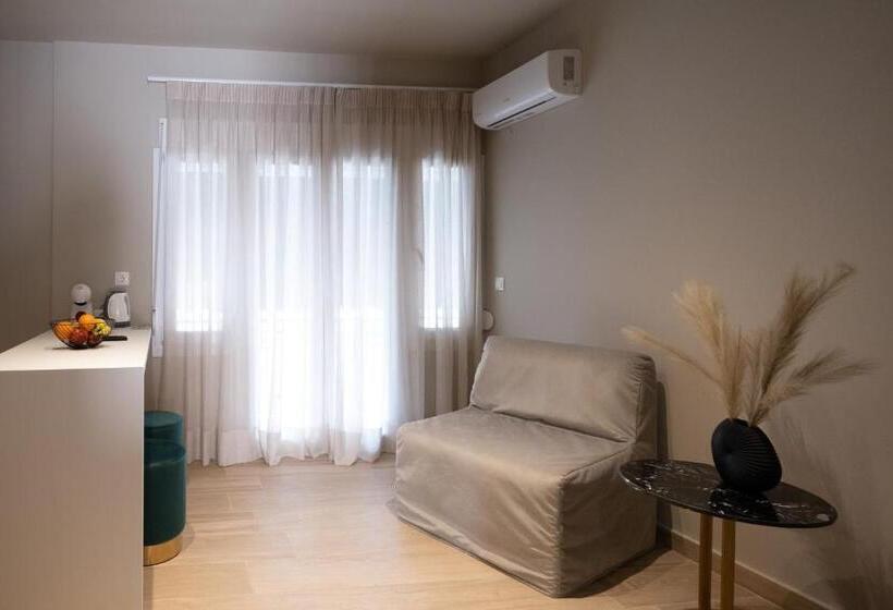 דירת שני חדרים עם מרפת, My Greek Vacations City Apartments